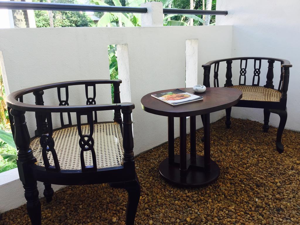 Holiday Nest Bed & Breakfast Wadduwa Exterior photo